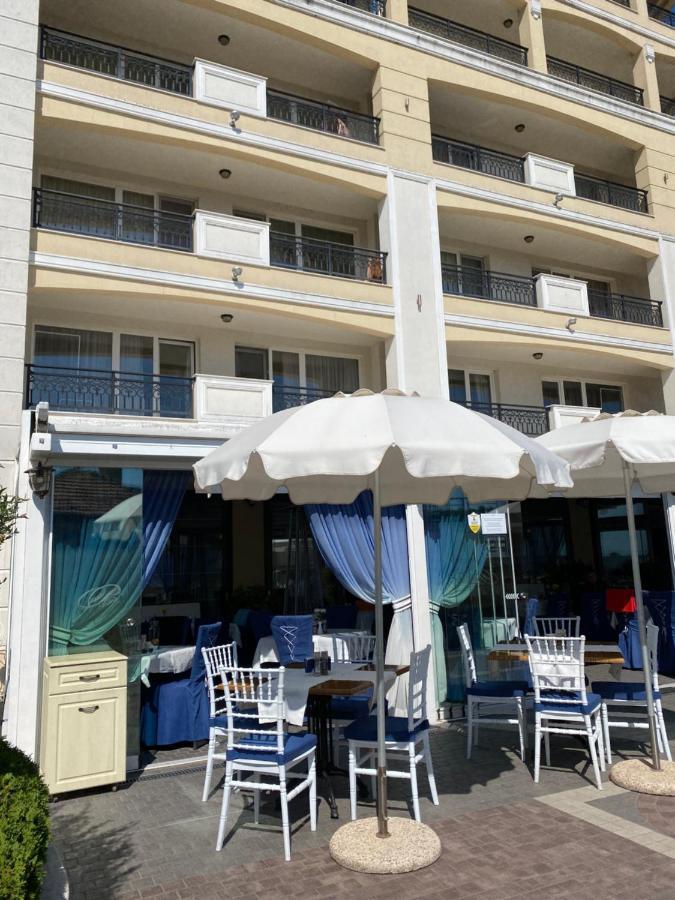Private Apartments By The Sea With A Large Terrace In Apart Hotel! Pomorie Exterior foto